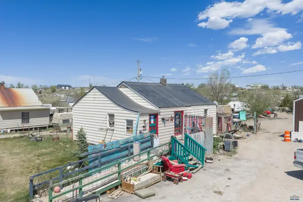 4390 W Sunnyside Dr, Rapid City, SD 57701