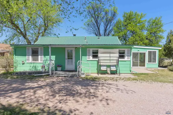 3845 Twilight Dr, Rapid City, SD 57703