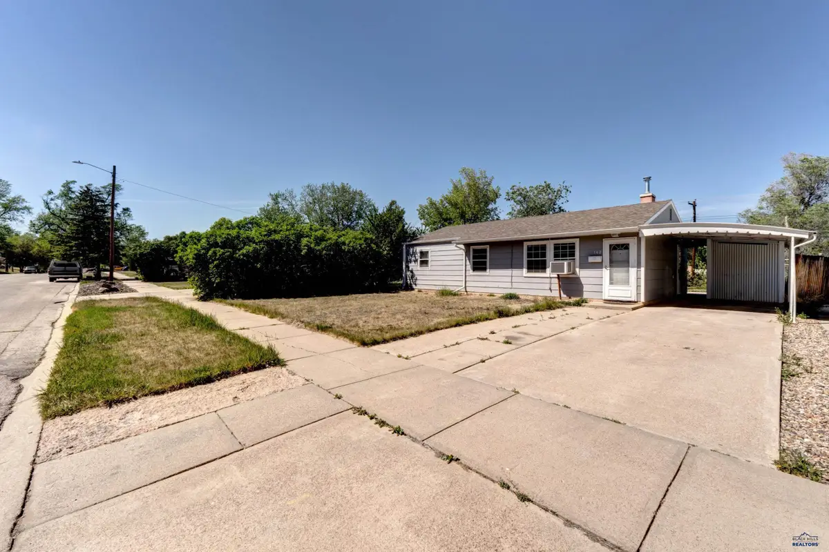 142 E Montana, Rapid City, SD 57701 - #1