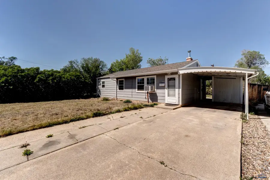 142 E Montana, Rapid City, SD 57701 - #2