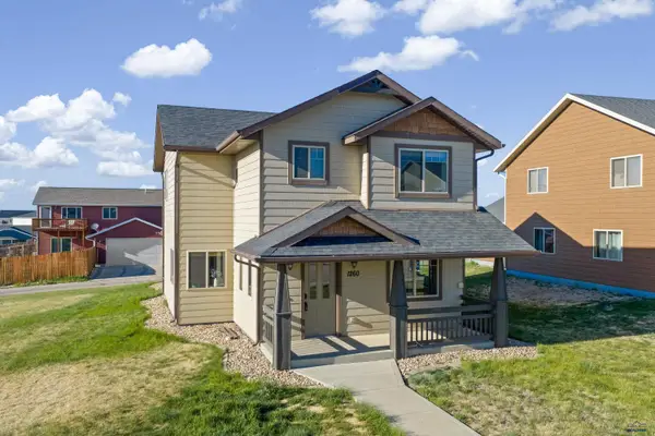1260 Fairbanks Dr, Box Elder, SD 57719