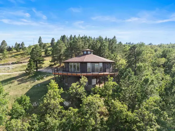 2140 Lookout Vista Rd, Spearfish, SD 57783