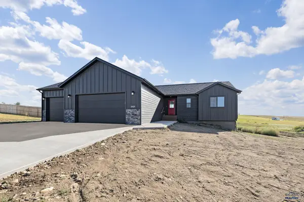 24003 Cinch Ct, Rapid City, SD 57701