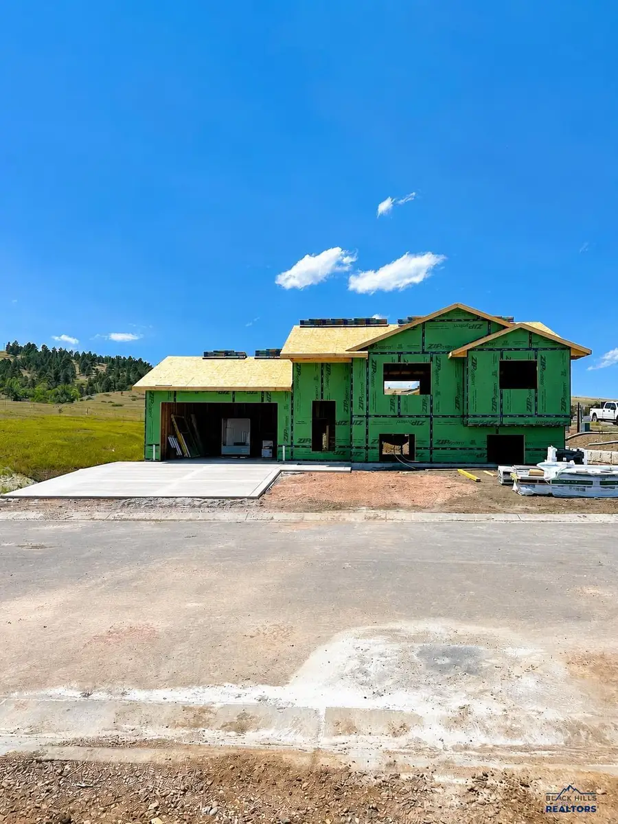 906 Petros Dr, Rapid City, SD 57701 - #3