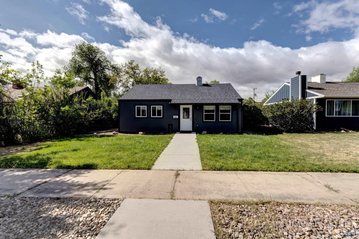 323 Meade, Rapid City, SD 57701 - #1