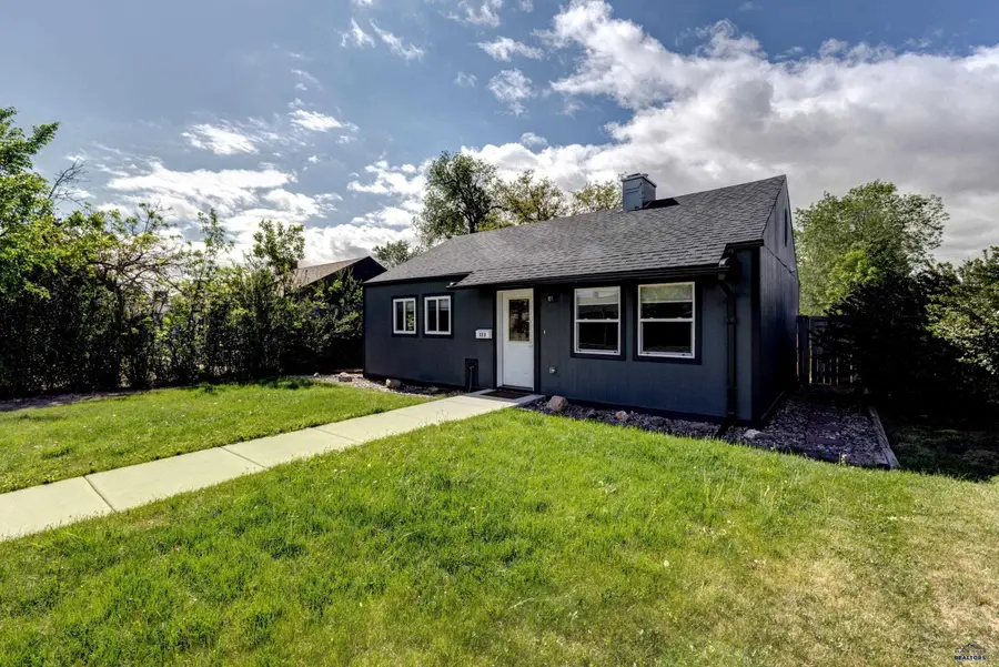 323 Meade, Rapid City, SD 57701 - #2