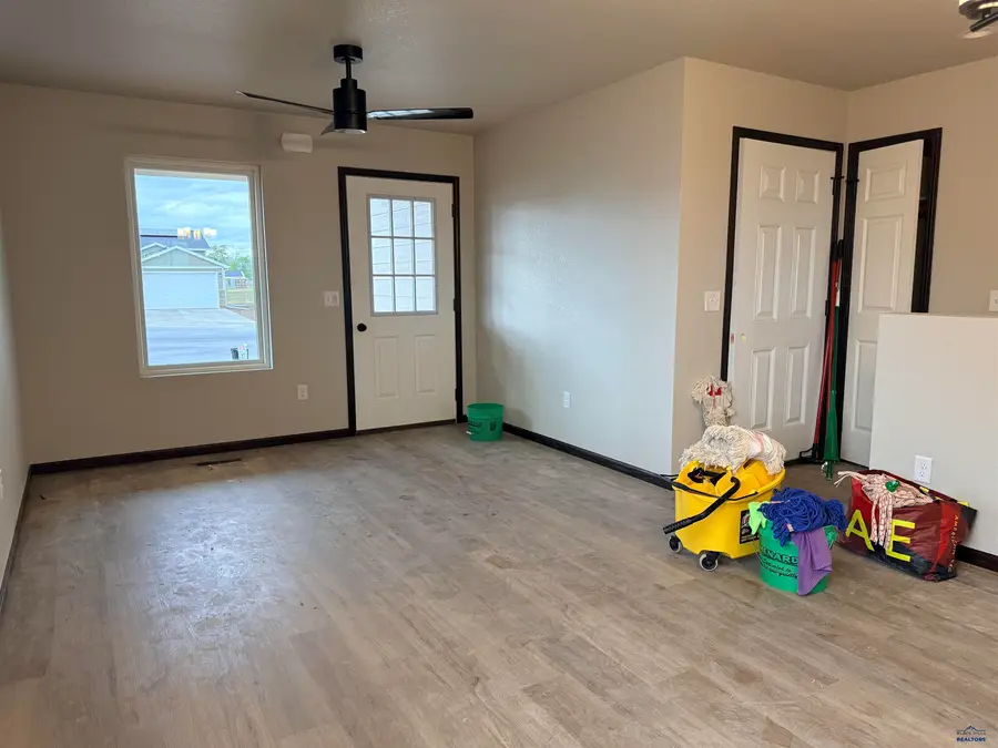 4258 Lodi Ln, Rapid City, SD 57703 - #3