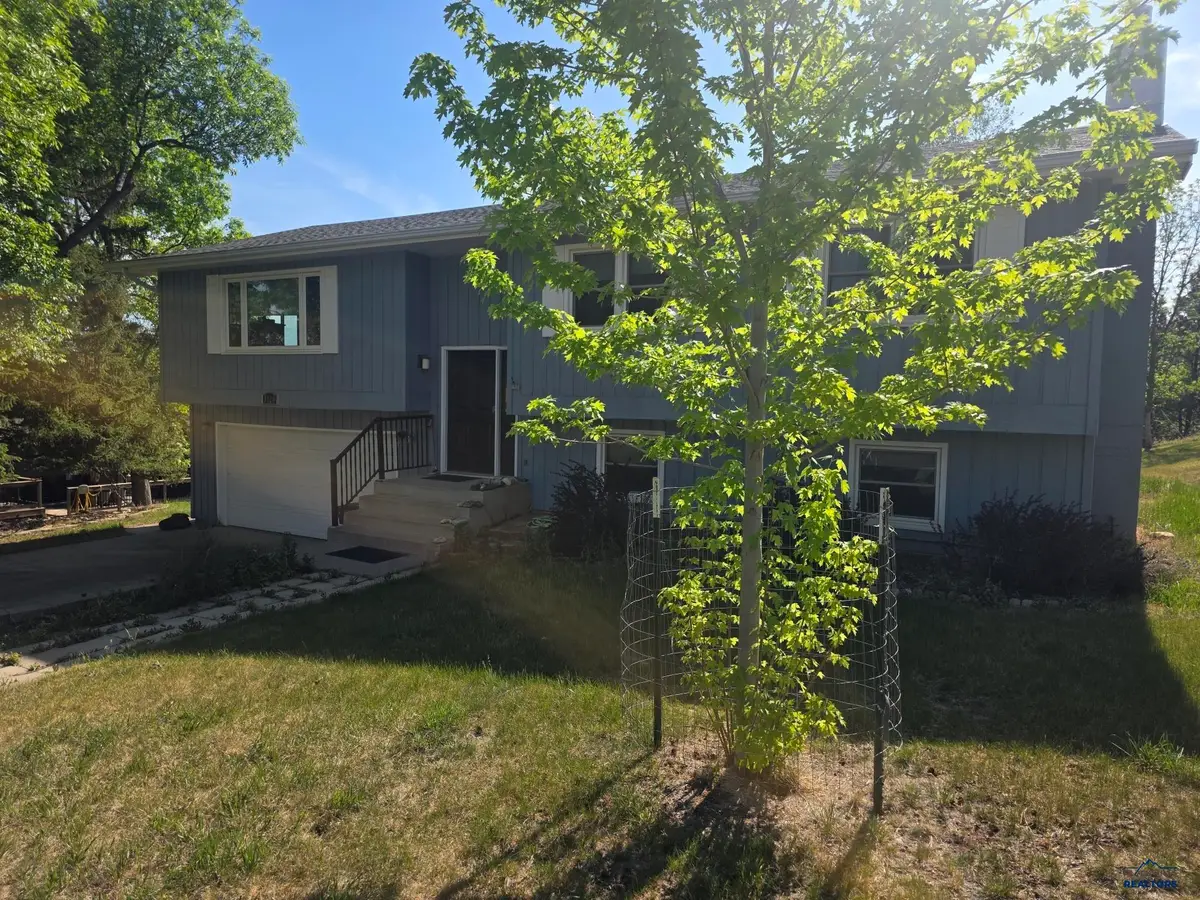3120 Iris Dr, Rapid City, SD 57702 - #1