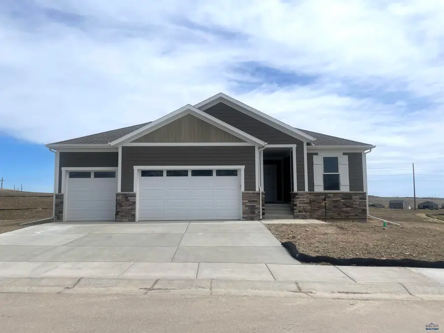 312 Miriam Ct, Rapid City, SD 57701-0000 - #2