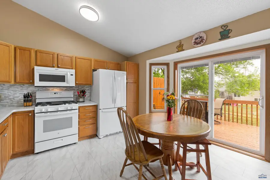 1222 Harvest Ln, Rapid City, SD 57701 - #3