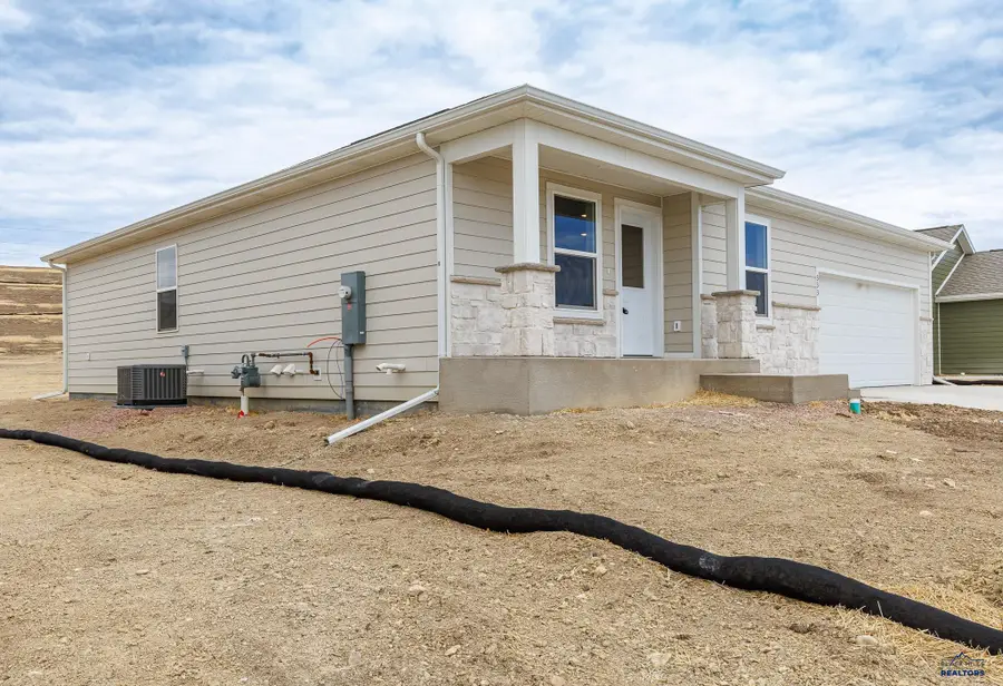 333 N Valley Dr, Rapid City, SD 57703-0000 - #3