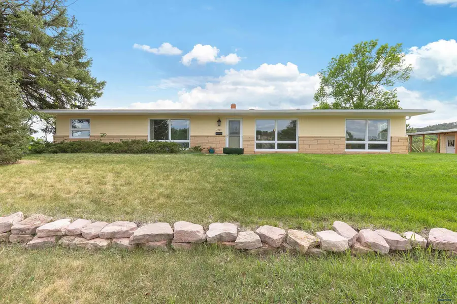4727 S Canyon Rd, Rapid City, SD 57702 - #2