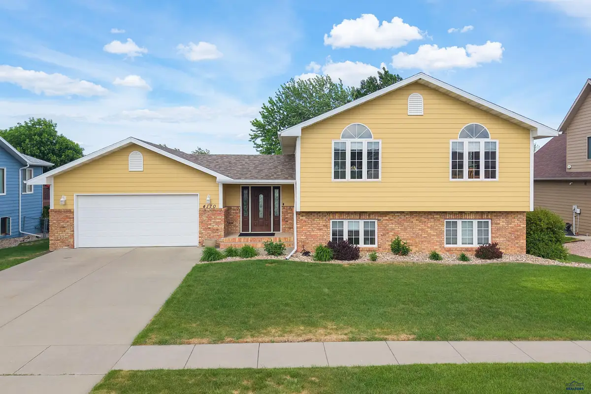 4170 Wisconsin Ave, Rapid City, SD 57701 - #1