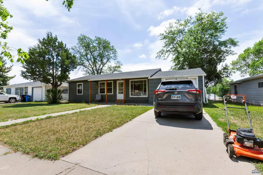 125 St Charles, Rapid City, SD 57701 - #3