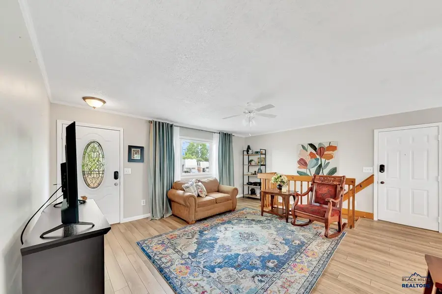 4615 Meadowland Dr, Rapid City, SD 57703 - #2