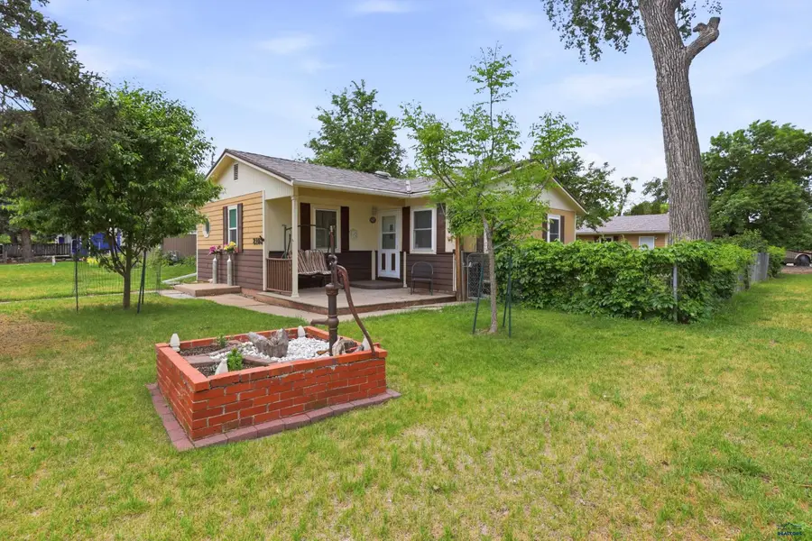 2103 5th Ave, Rapid City, SD 57702 - #3