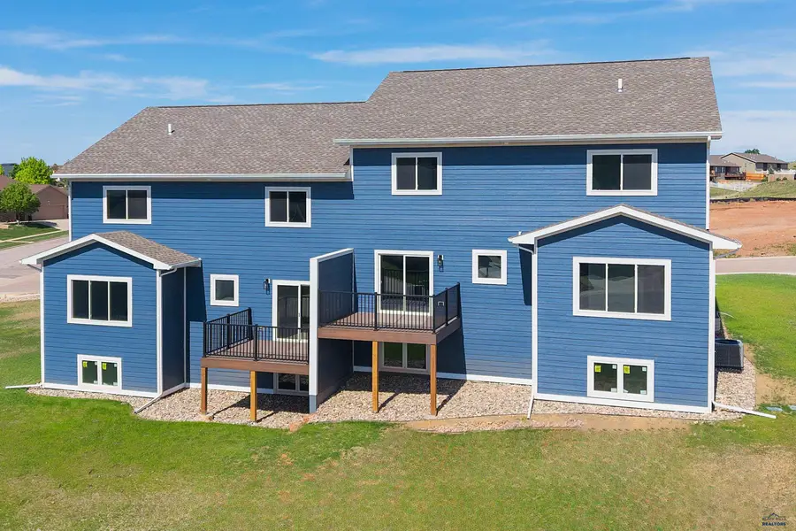 7009 Melbourne Ct, Rapid City, SD 57702 - #2