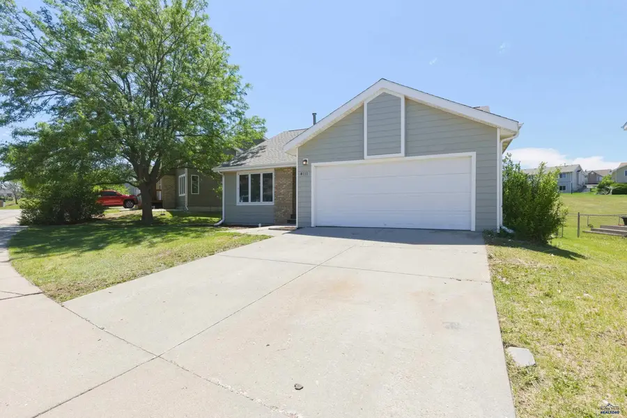 4111 Wild Flower Dr, Rapid City, SD 57701 - #2