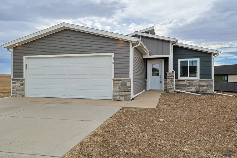 288 N Valley Dr, Rapid City, SD 57703 - #2
