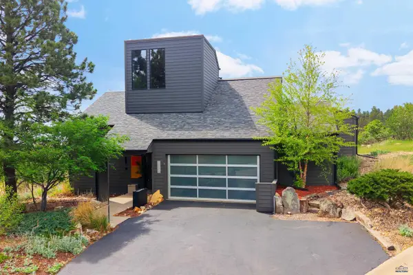 1127 Woodridge Dr, Rapid City, SD 57701