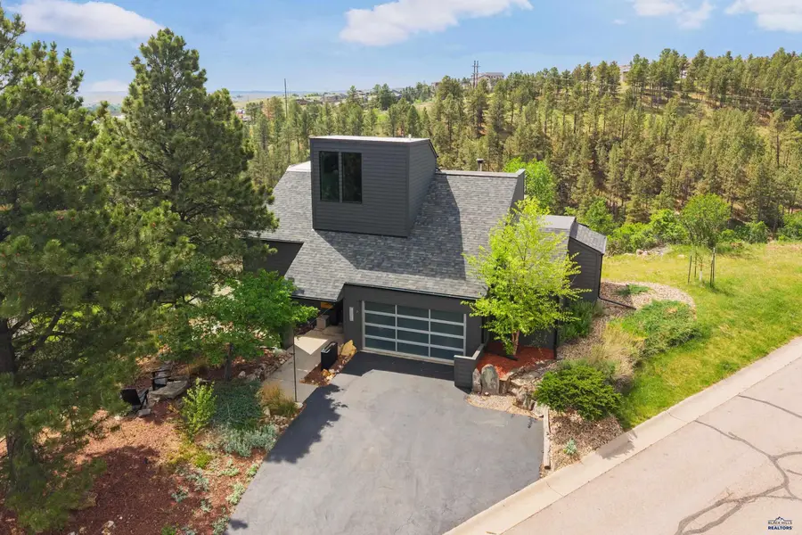 1127 Woodridge Dr, Rapid City, SD 57701 - #3