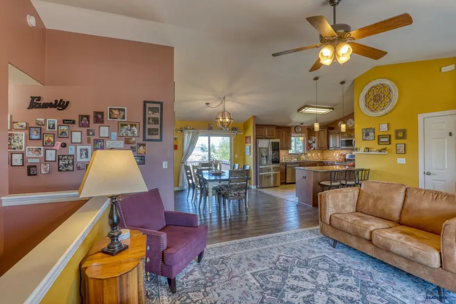 22975 Morninglight Dr, Rapid City, SD 57703 - #3