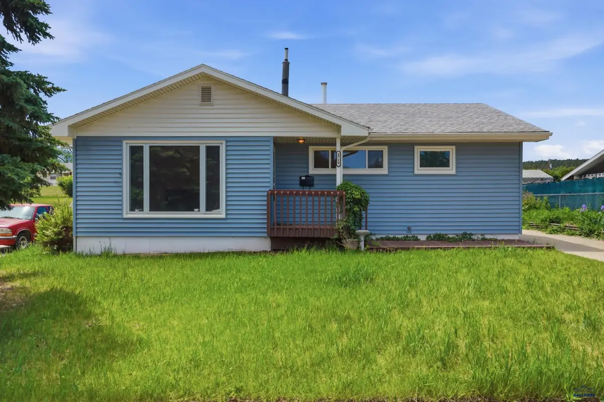 4719 Windsor Dr, Rapid City, SD 57702 - #1