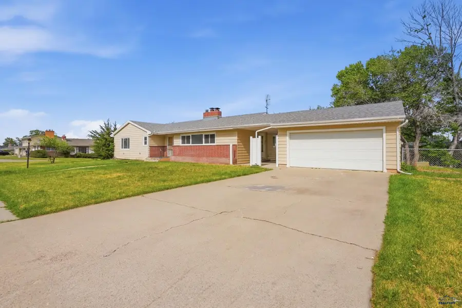2004 9th Ave, Rapid City, SD 57701 - #3