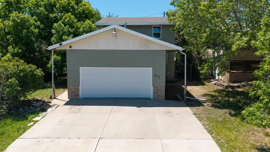 817 Mallow, Rapid City, SD 57701 - #2