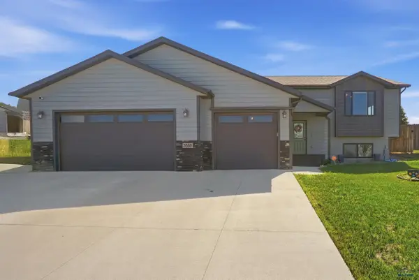 3580 Blackpowder Rd, Rapid City, SD 57703