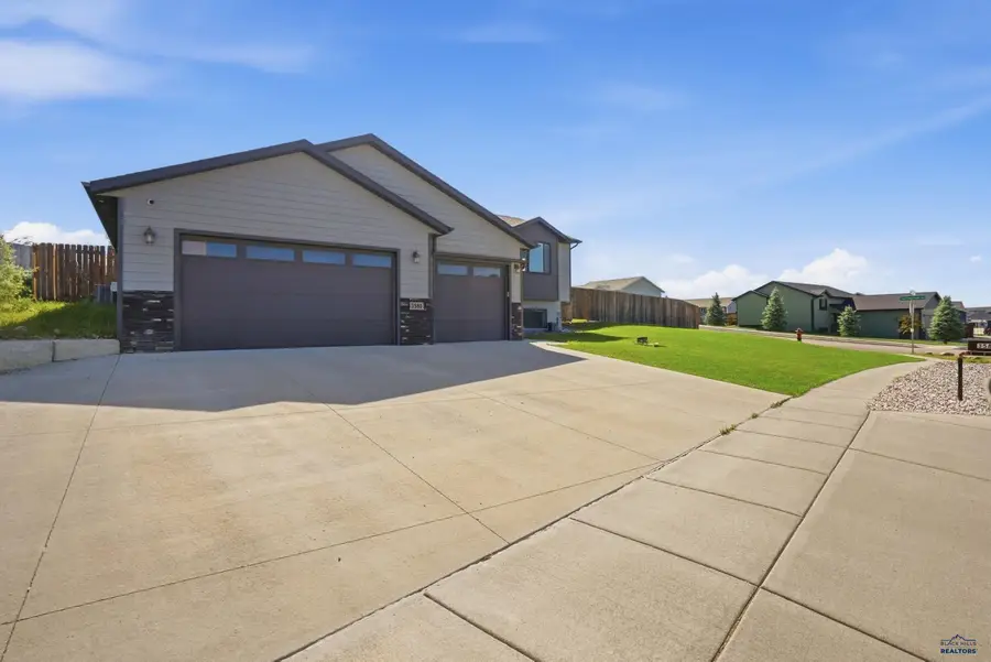3580 Blackpowder Rd, Rapid City, SD 57703 - #2