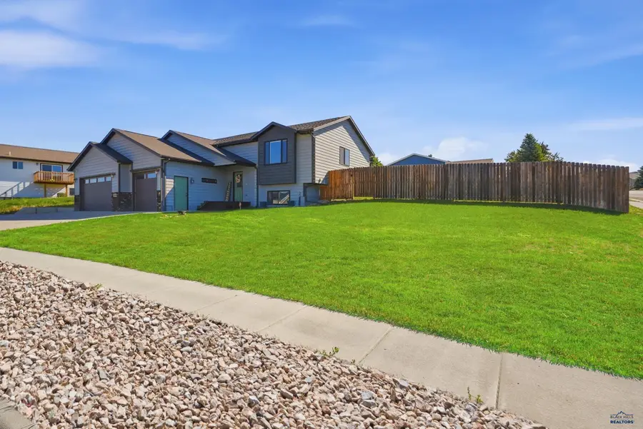 3580 Blackpowder Rd, Rapid City, SD 57703 - #3