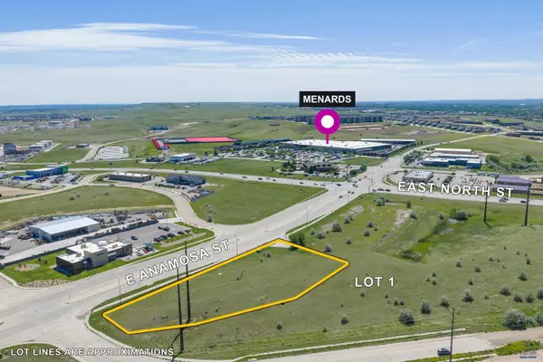 1445 E Anamosa, Rapid City, SD 57701