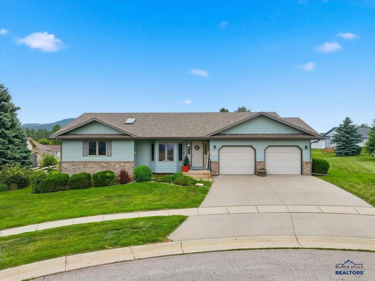 1809 Buckboard Ct, Spearfish, SD 57754 - #1