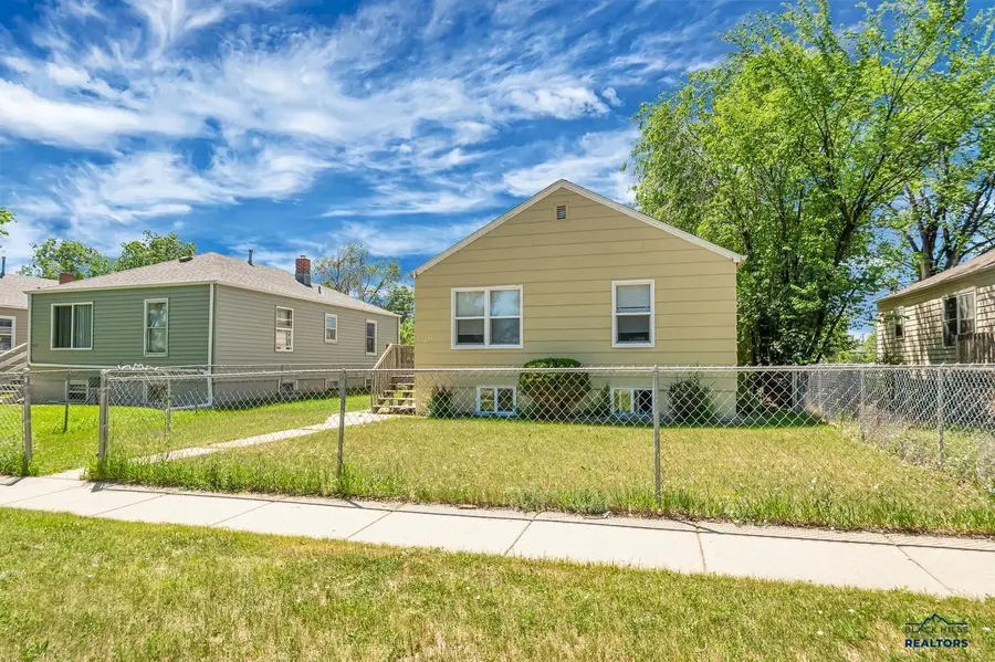 211 E Monroe Ave, Rapid City, SD 57701-2515 - #2