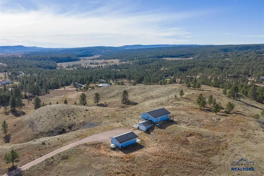 12961 Darcy Dr, Hot Springs, SD 57747 - #2