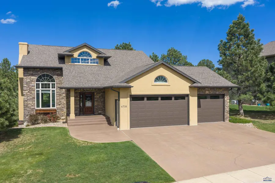 6718 Kennemer Dr, Rapid City, SD 57702 - #3