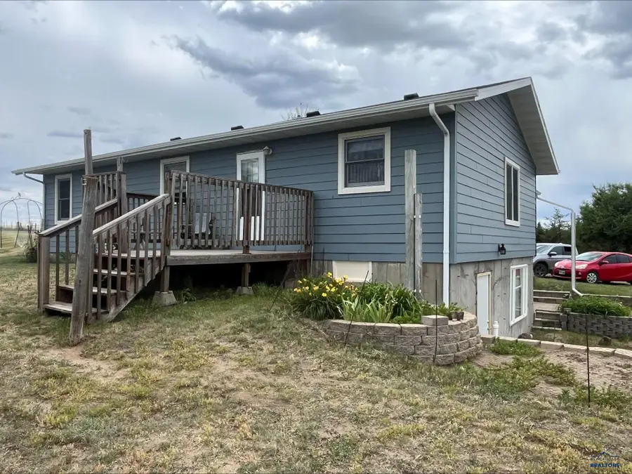 27932 Hwy 385, Hot Springs, SD 57747 - #3