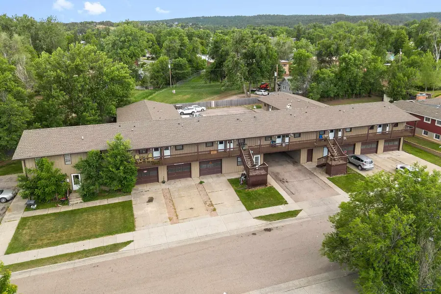 3313 Leland Ln, Rapid City, SD 57702 - #2