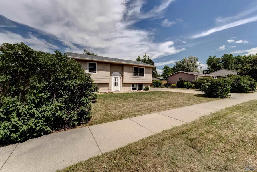 4510 Patriot Ln, Rapid City, SD 57701 - #3