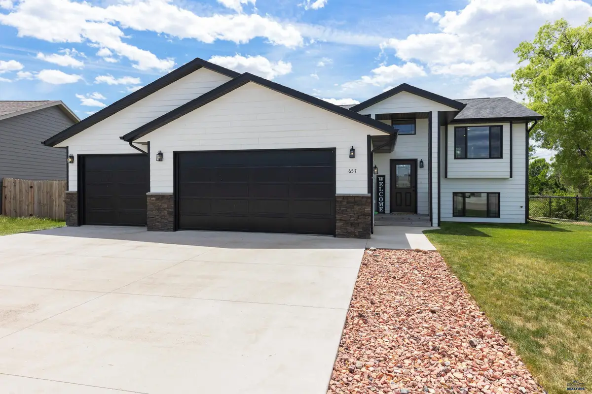 657 Rachel Ln, Box Elder, SD 57719 - #1