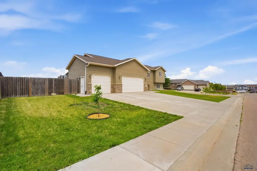 817 Lone Soldier Rd, Box Elder, SD 57719 - #2