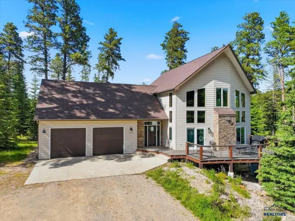 11200 Birch Dr, Lead, SD 57754