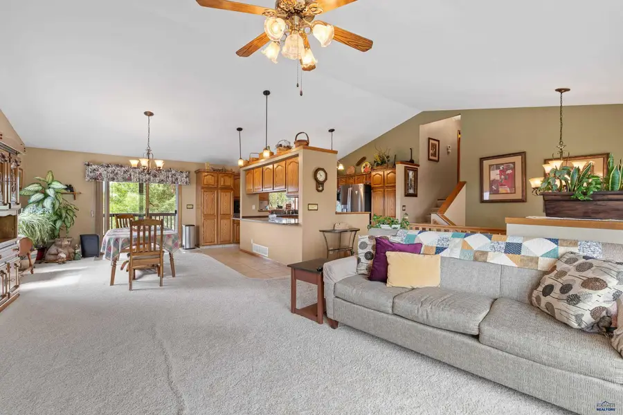551 Fox Run Dr, Rapid City, SD 57701-2328 - #3