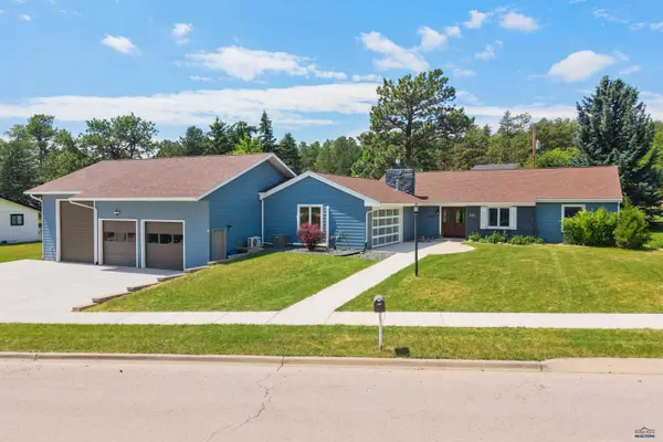 417 Berry Blvd, Rapid City, SD 57702