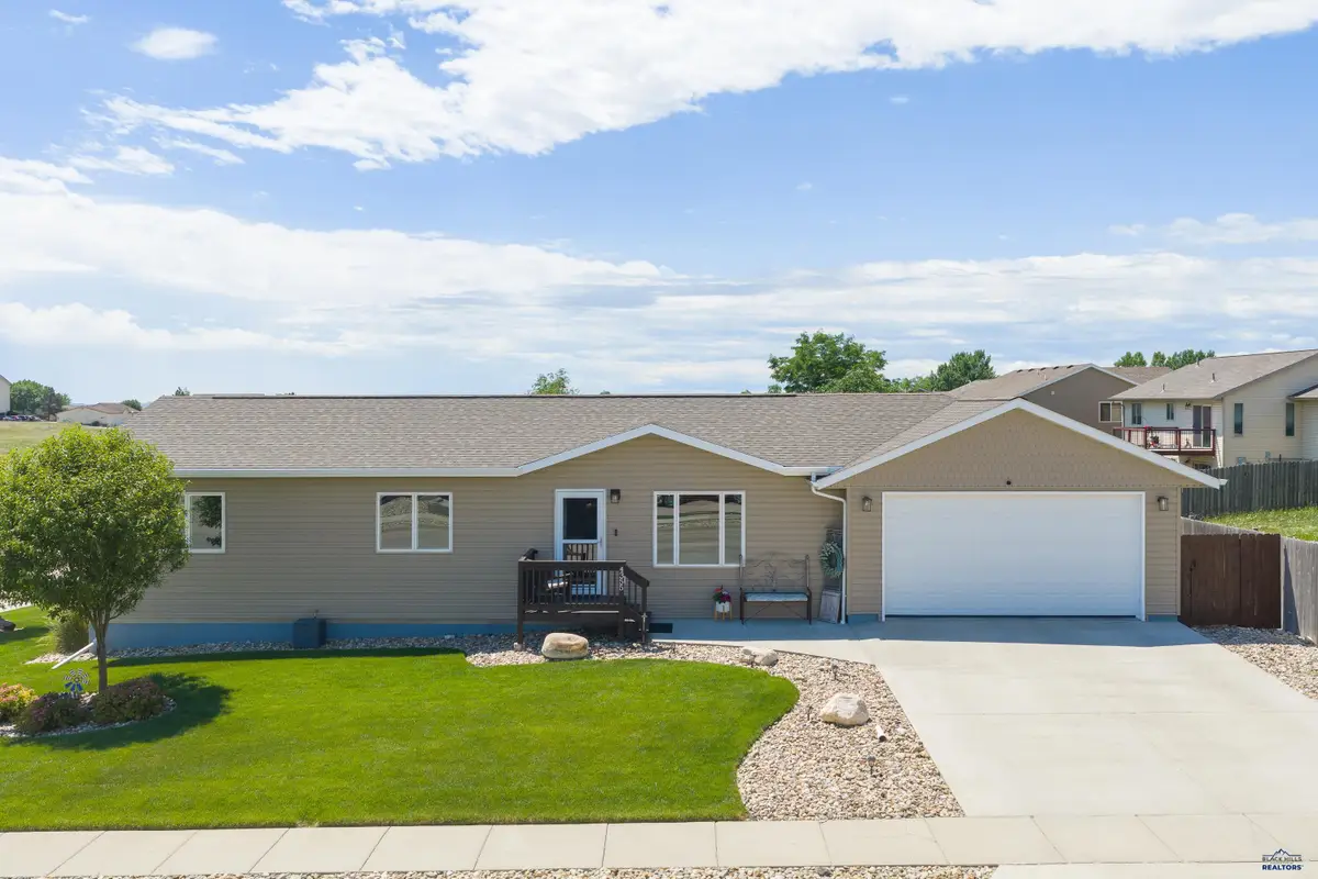 4355 Berniece St, Rapid City, SD 57703 - #1