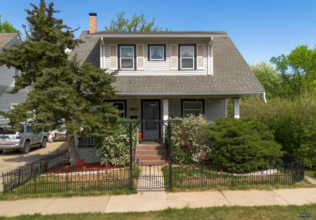 1108 9th St, Rapid City, SD 57701 - #1