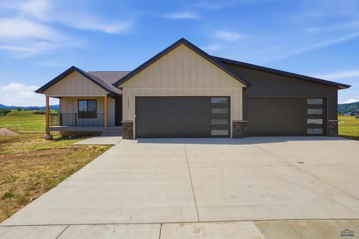 1639 Oak Crest Ct, Spearfish, SD 57783-0000 - #1