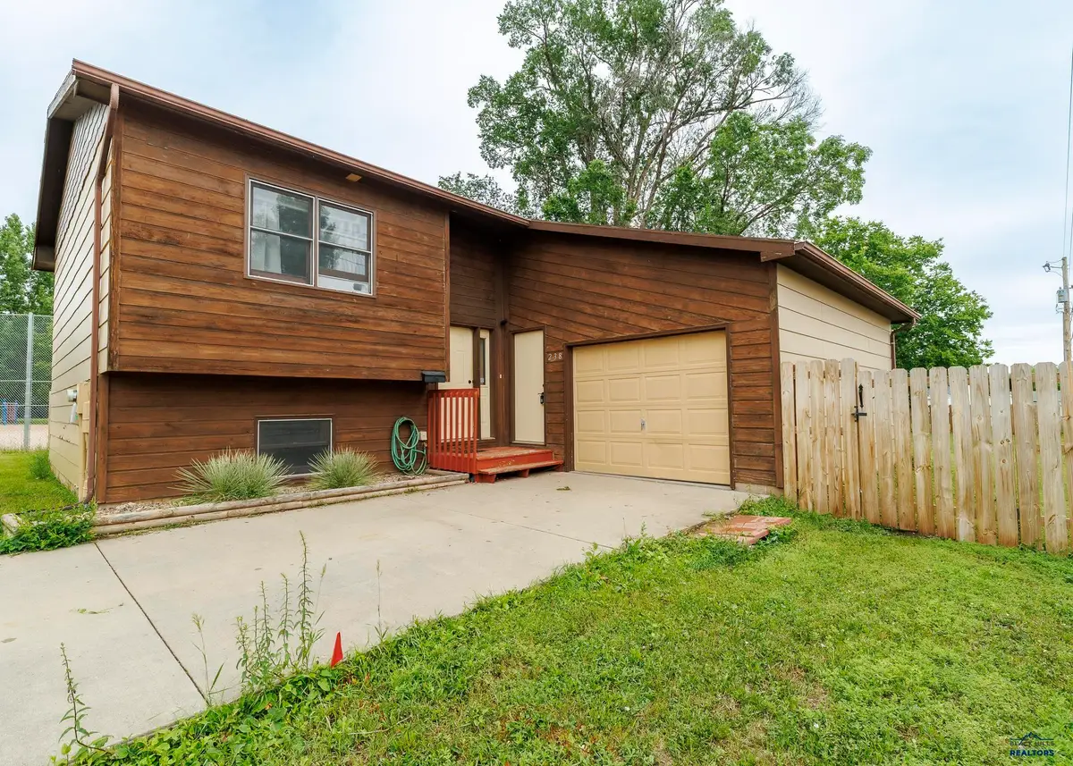 238 39th, Rapid City, SD 57702 - #1