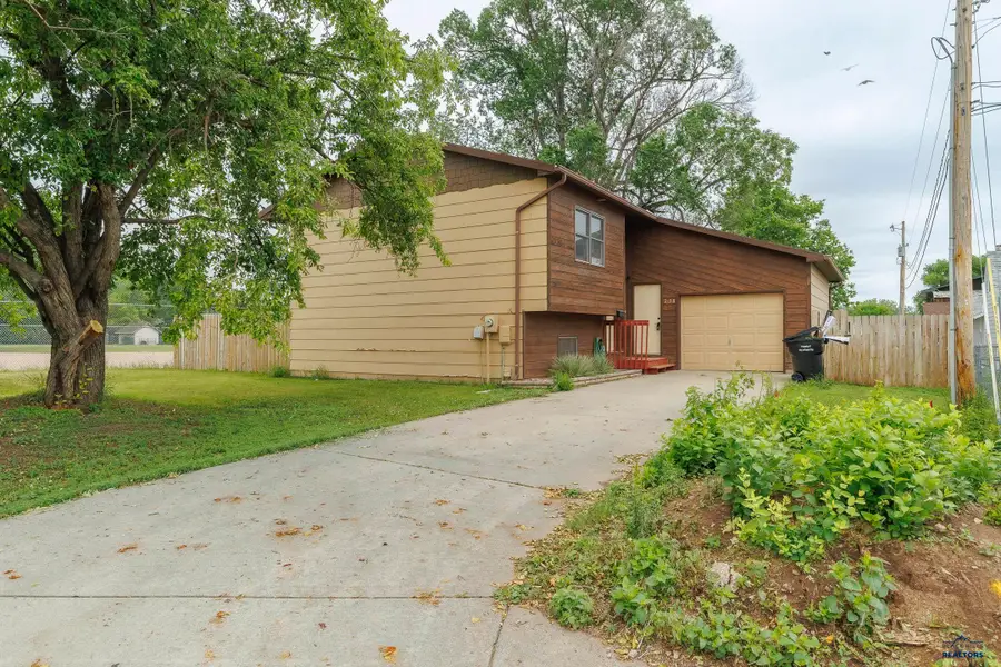 238 39th, Rapid City, SD 57702 - #2